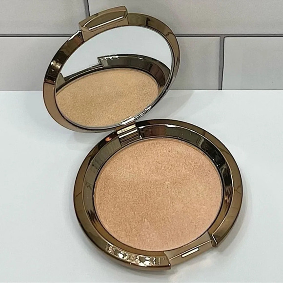 BECCA Champagne Dream Flashes Bellini Light Chaser Highlighter - Picture 1 of 1